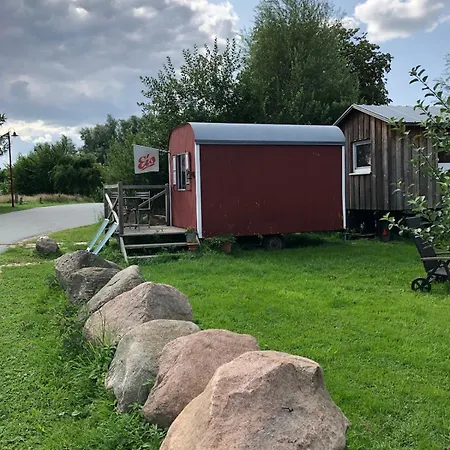 Mit Garten & Kamin, Fuer Familien & Freunde * Kloster Tempzin